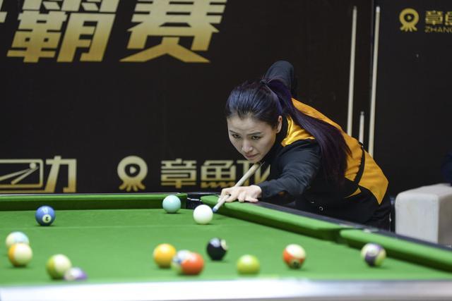 看一个简例 看一个简例