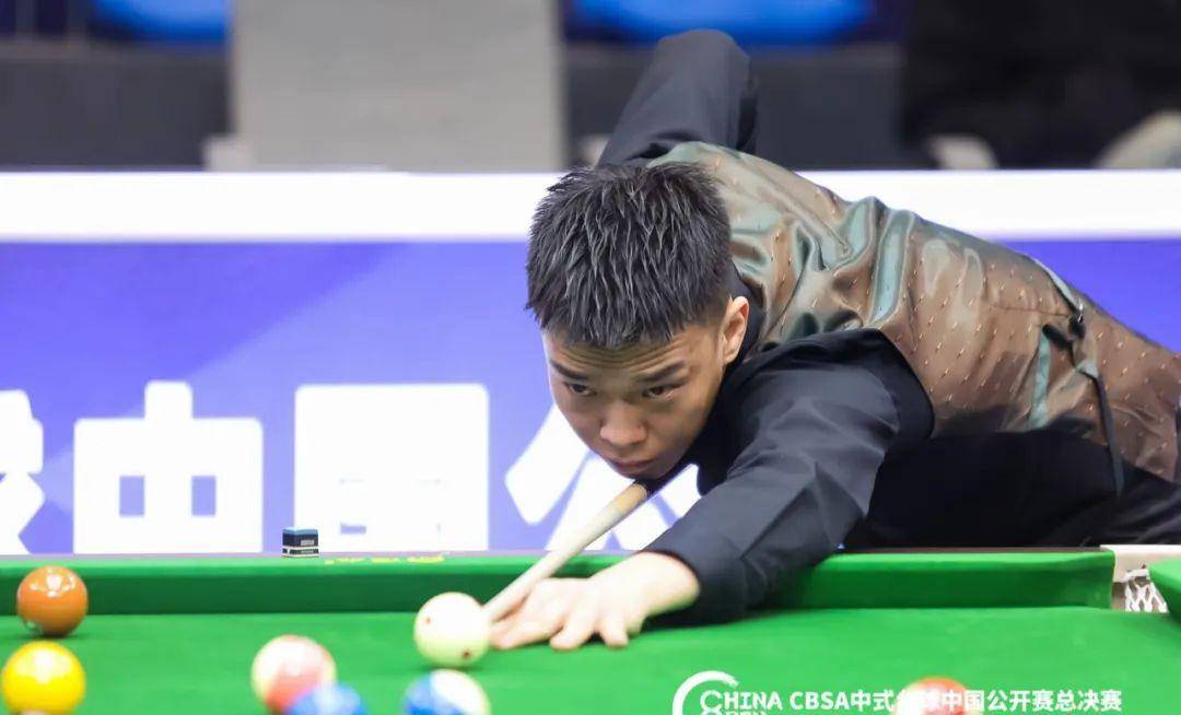 却滋养着沿 却滋养着沿