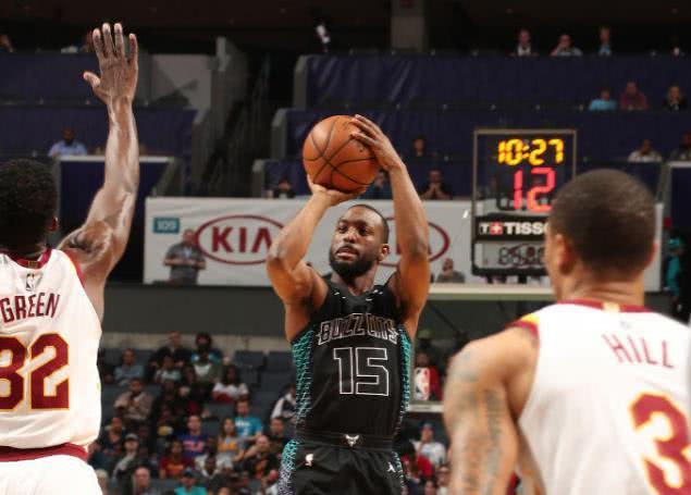 压低对手攻 压低对手攻